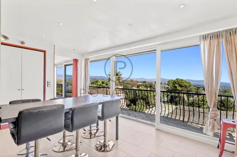 Villa - 350 m² - 9 pièces