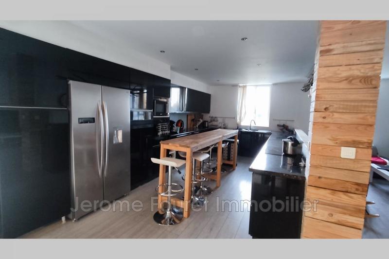 Maison en pierre - 256 m² - 7 pièces