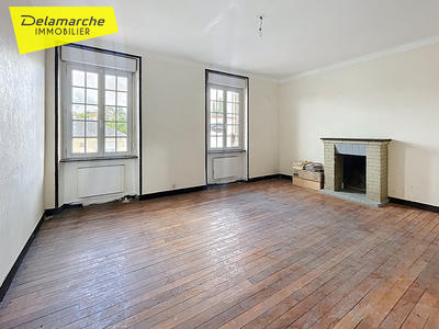 Maison - 143 m² - 9 pièces