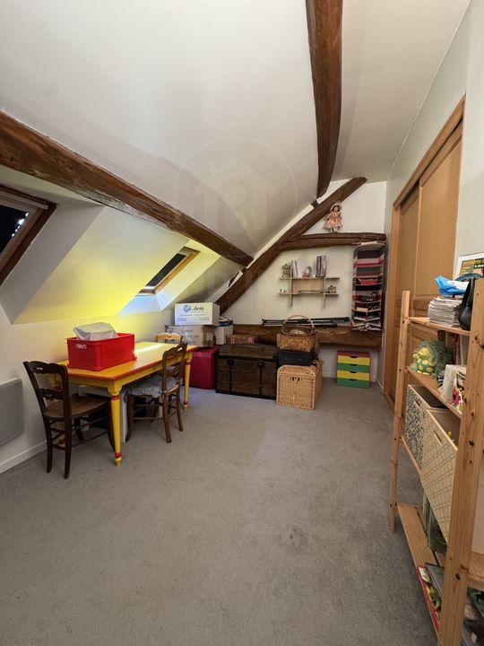 Maison - 163 m² - 6 pièces