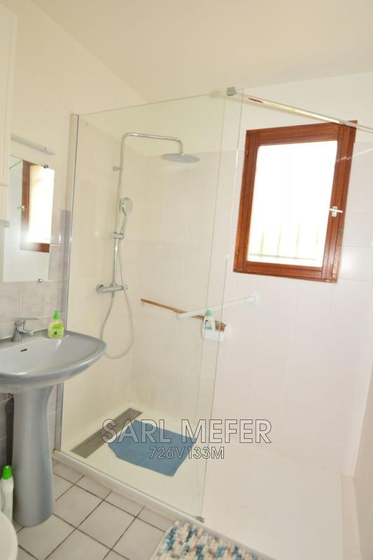 Villa - 80 m² - 4 pièces