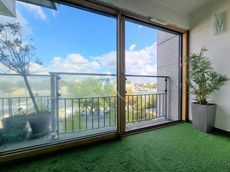 Appartement - 95 m² - 4 pièces