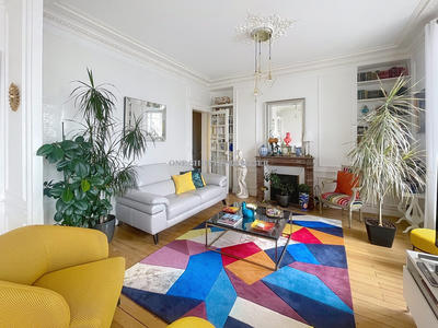 Appartement - 120 m² - 5 pièces