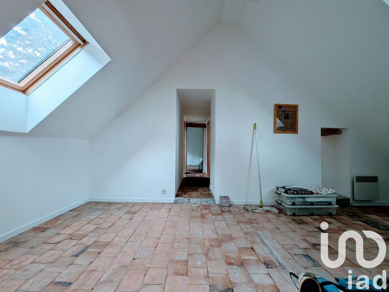 Maison - 210 m² - 6 pièces