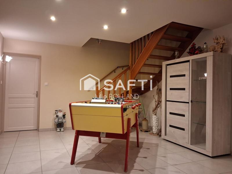 Maison - 250 m² - 8 pièces