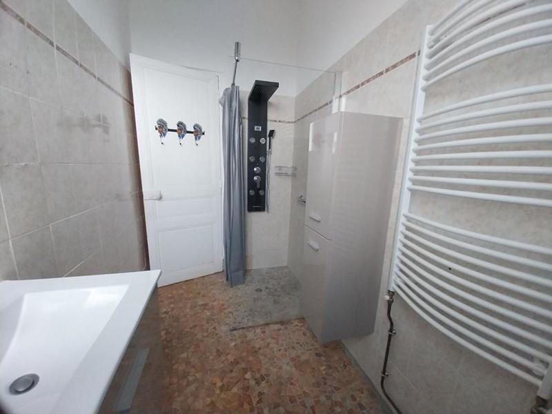 Maison de ville - 160 m² - 9 pièces