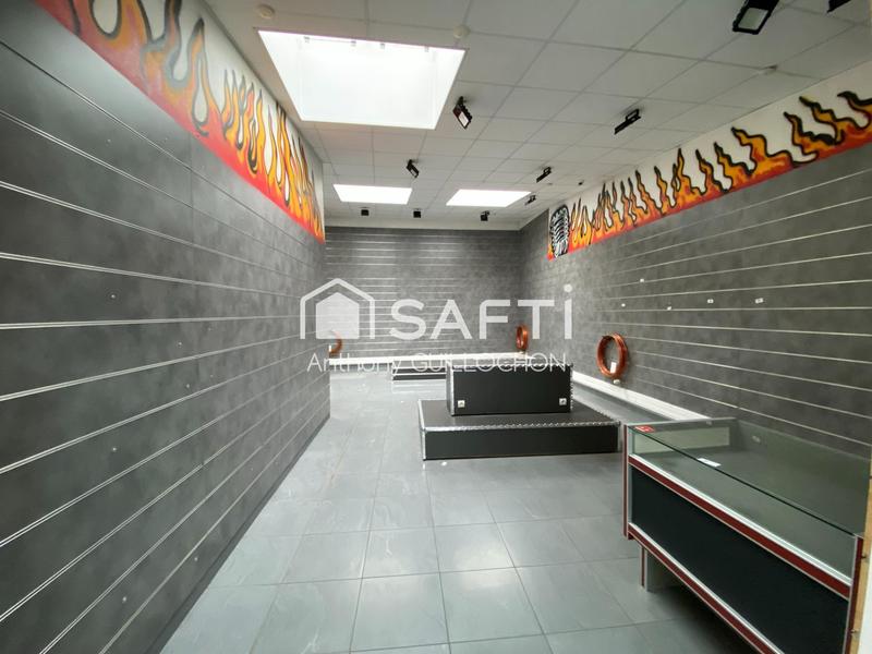 Local commercial - 638 m² - 8 pièces