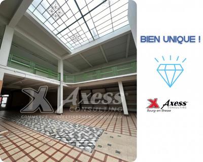 Local commercial - 610 m²