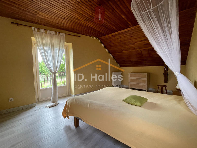 Longère - 179 m² - 6 pièces