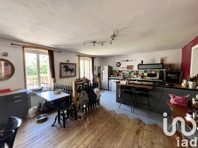 Maison - 250 m² - 5 pièces