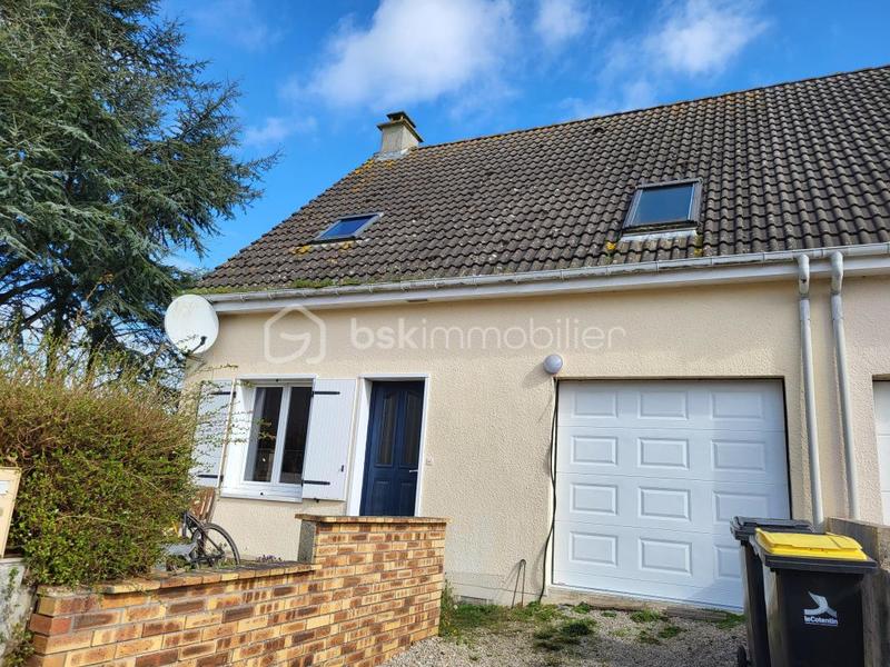 Maison jumelée - 94 m² - 4 pièces