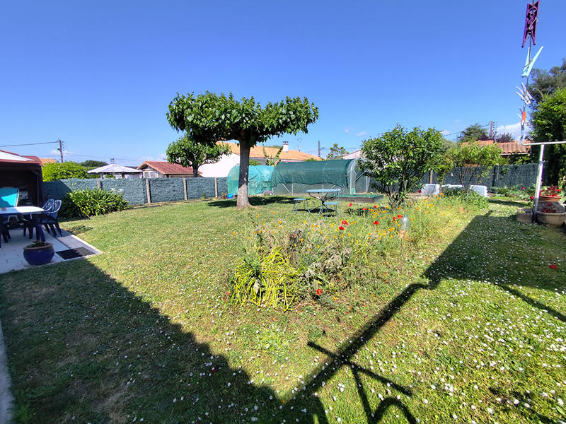 Maison - 96 m² - 3 pièces