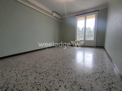 Appartement - 85 m² - 3 pièces