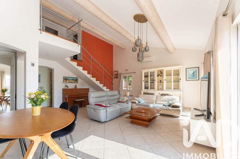 Maison - 145 m² - 7 pièces