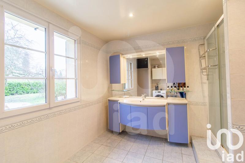 Maison - 163 m² - 5 pièces