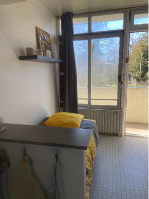Studio - 20 m² - 1 pièce