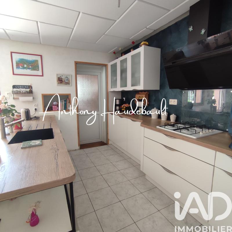 Maison - 181 m² - 8 pièces