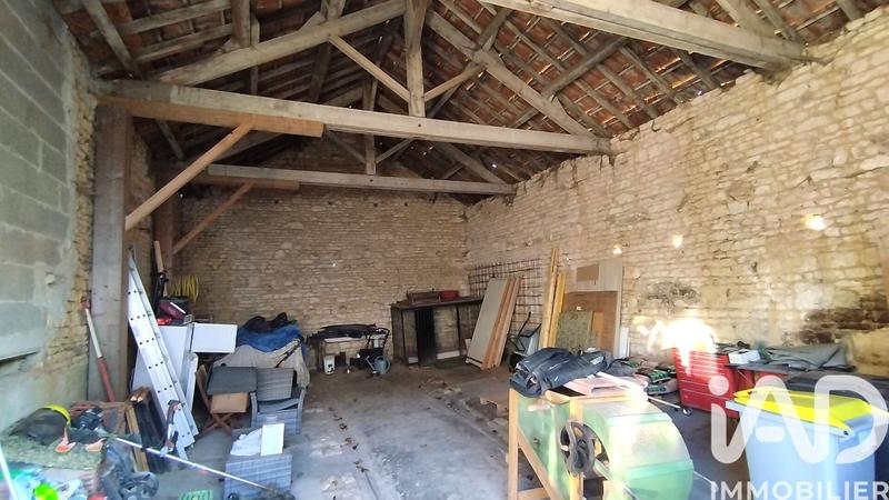 Maison - 256 m² - 9 pièces