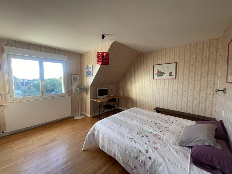 Maison traditionnelle - 127 m² - 6 pièces