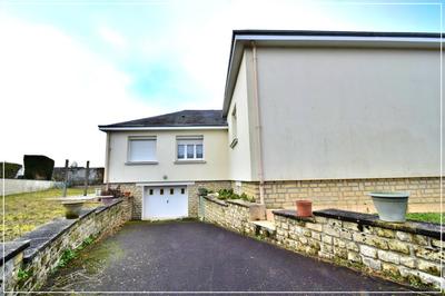 Maison - 103 m² - 4 pièces