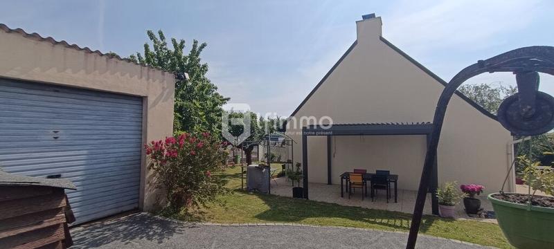 Maison - 121 m² - 8 pièces