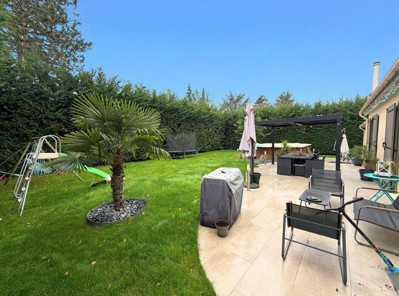 Maison - 191 m² - 7 pièces