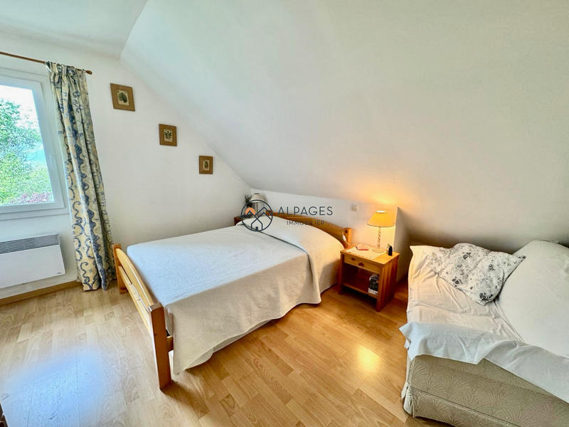 Châlet - 196 m² - 7 pièces