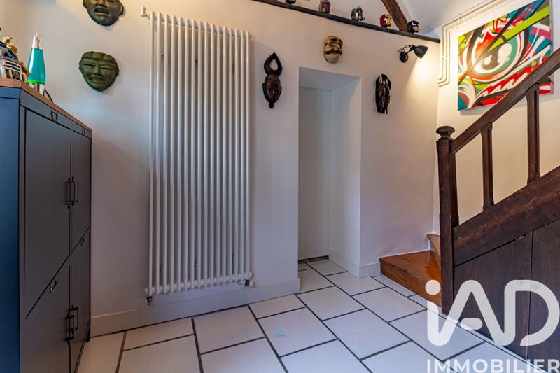 Maison - 233 m² - 7 pièces