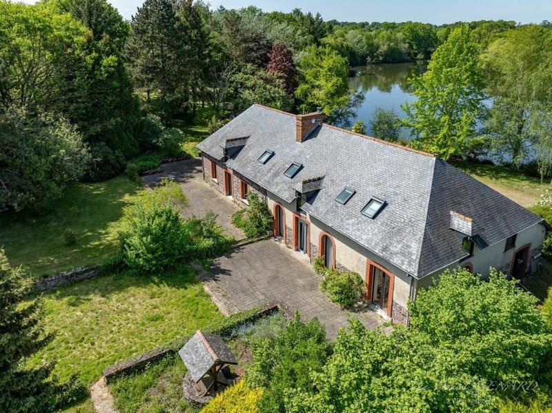 Maison de campagne - 245 m² - 7 pièces
