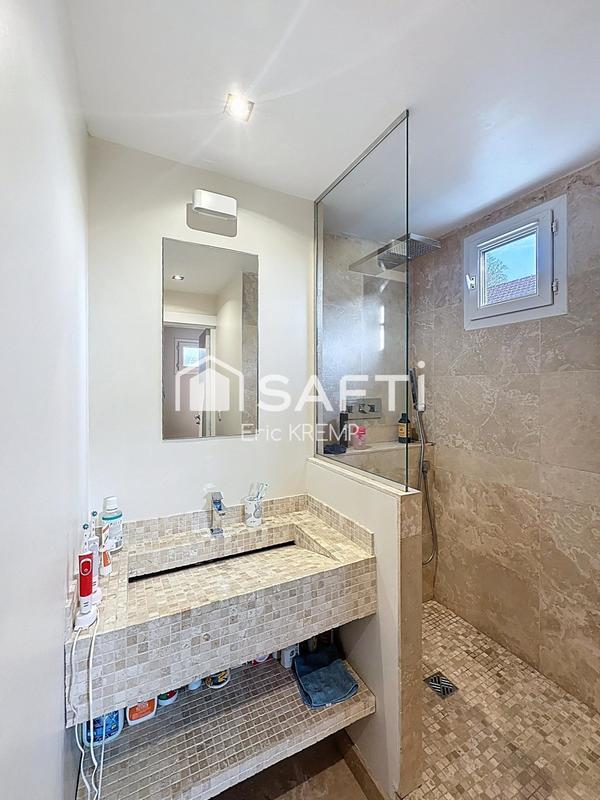 Maison - 160 m² - 6 pièces