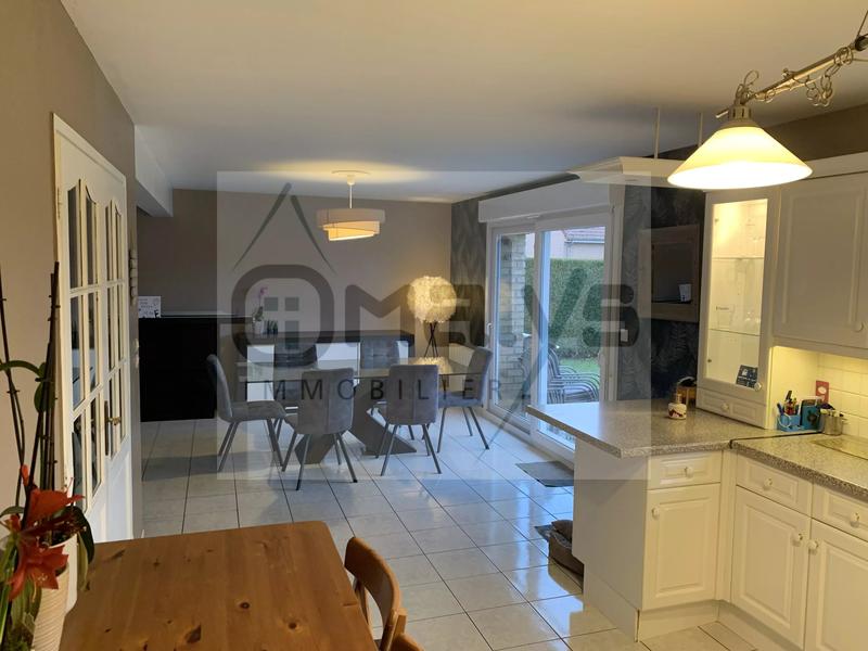 Maison - 108 m² - 5 pièces