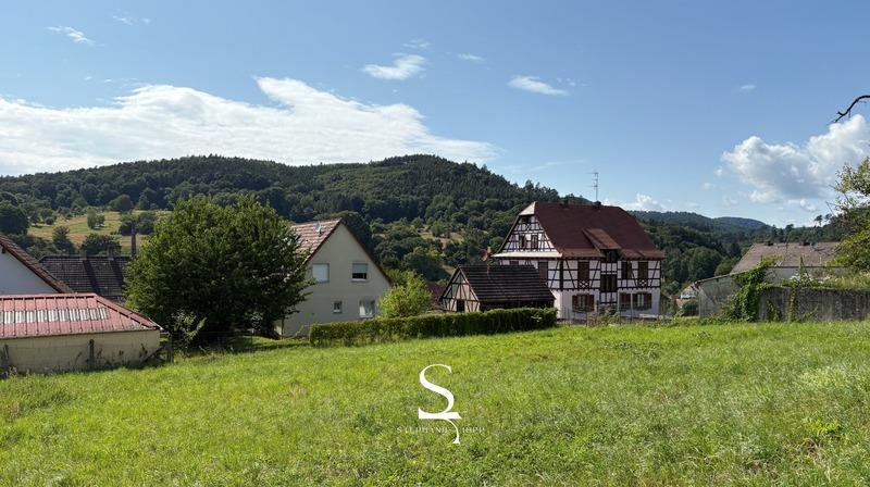 Terrain constructible - 883 m²