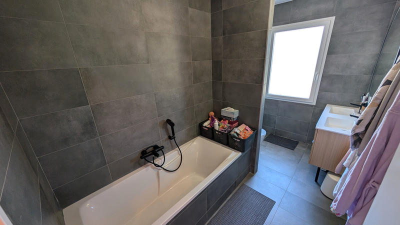 Maison - 103 m² - 5 pièces