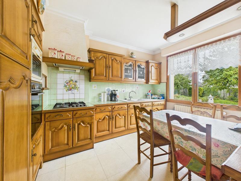 Maison - 120 m² - 7 pièces