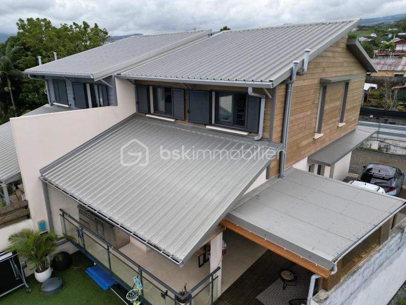 Maison - 106 m² - 5 pièces