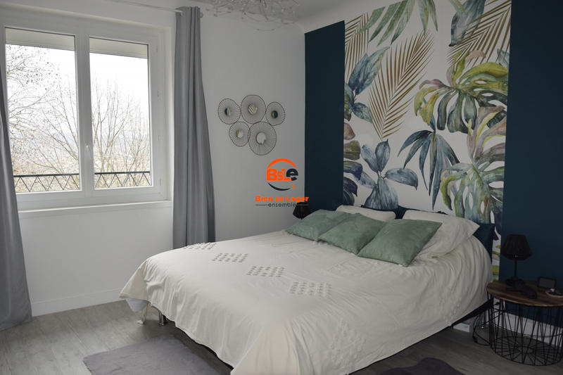 Maison - 182 m² - 6 pièces