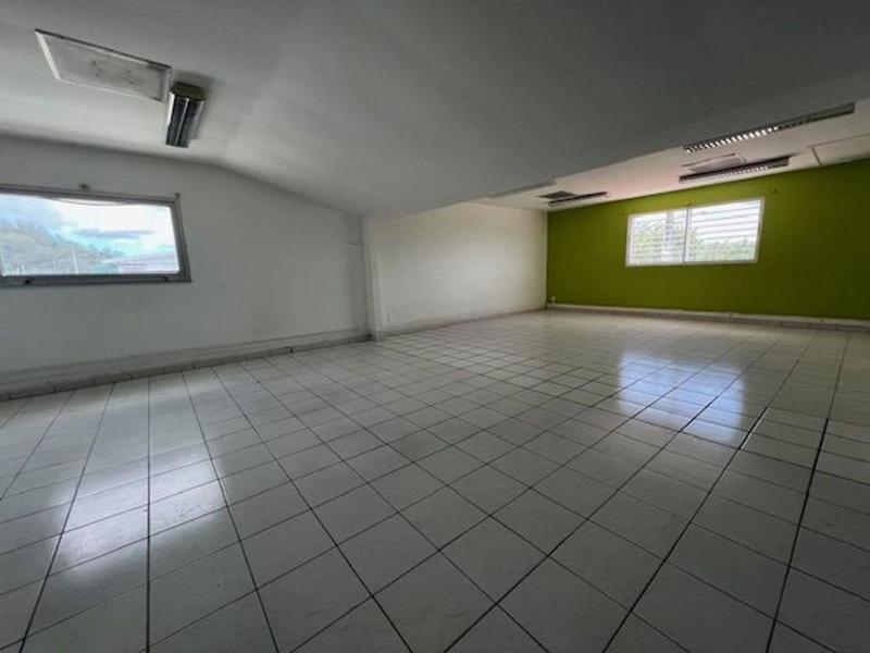 Local commercial - 172 m² - 5 pièces