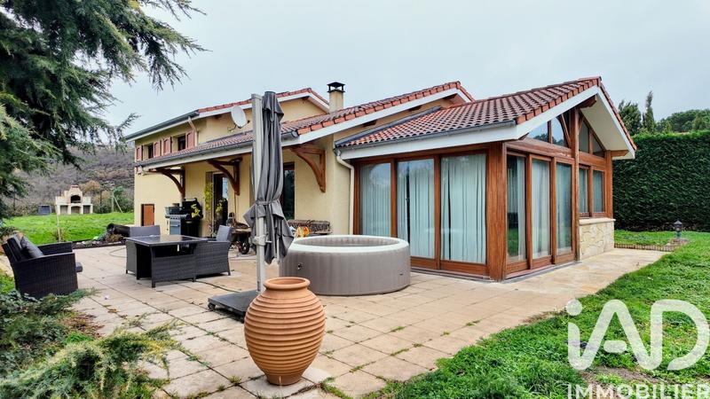 Maison - 125 m² - 7 pièces