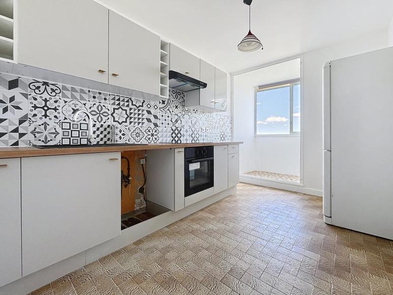 Appartement - 83 m² - 4 pièces