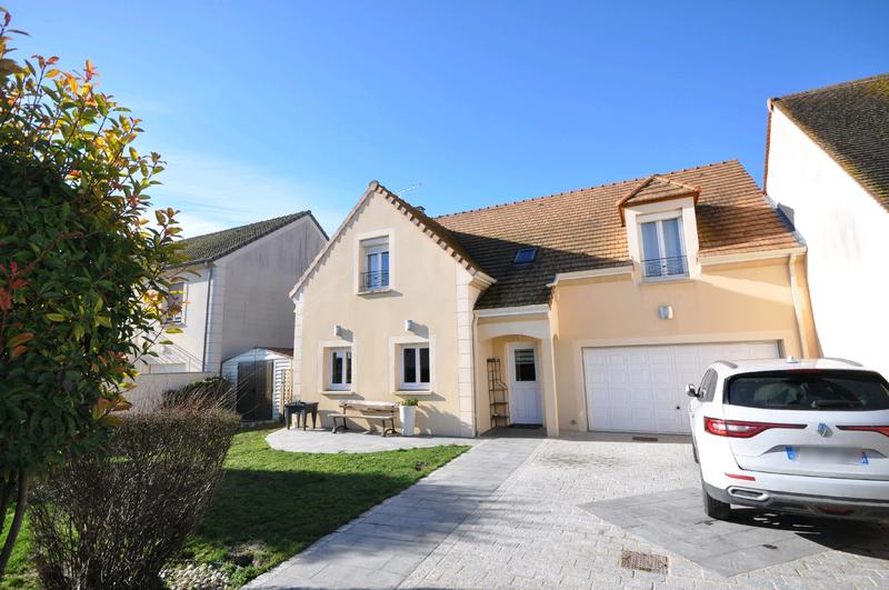 Maison - 160 m² - 7 pièces