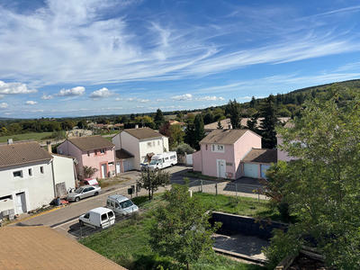 Appartement - 82 m² - 2 pièces