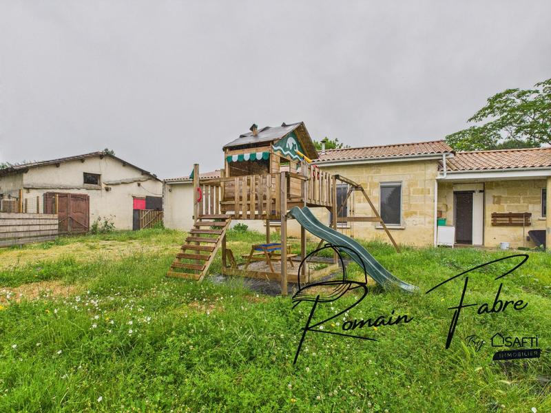 Maison - 140 m² - 6 pièces