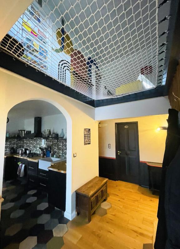 Propriété - 203 m² - 9 pièces