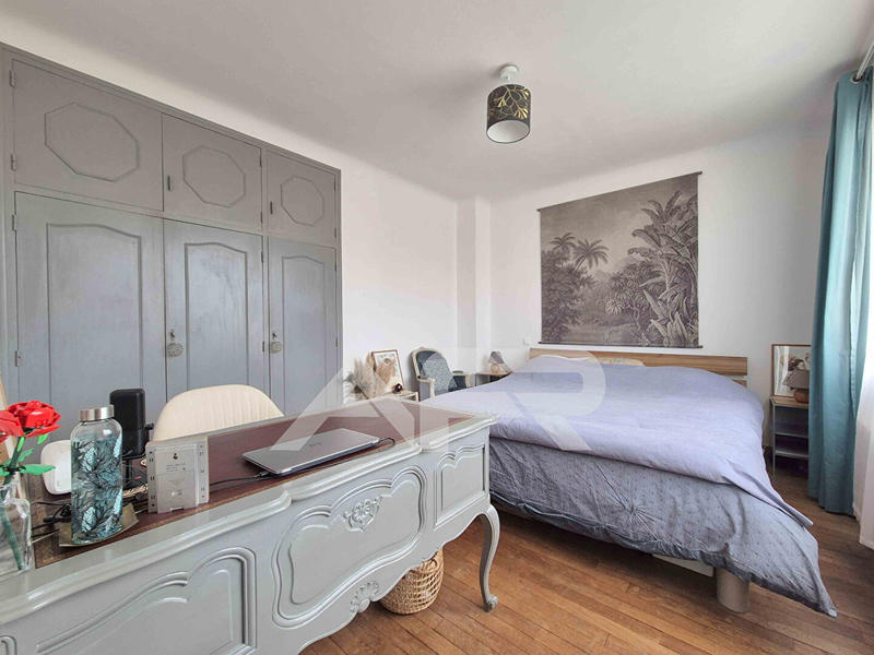 Maison - 100 m² - 5 pièces