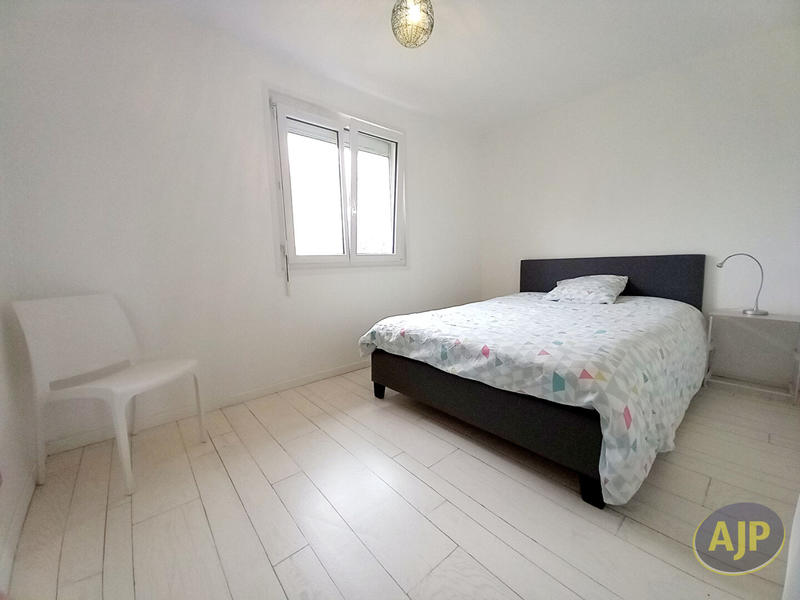 Maison - 175 m² - 8 pièces