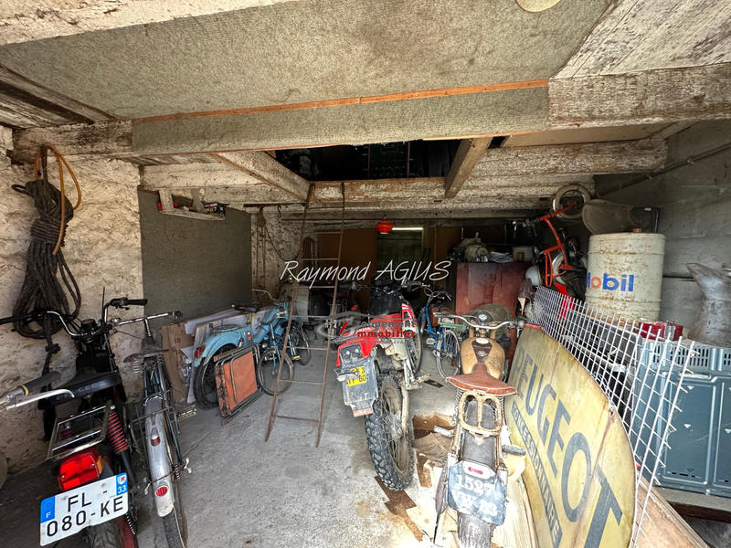 Maison - 190 m² - 6 pièces