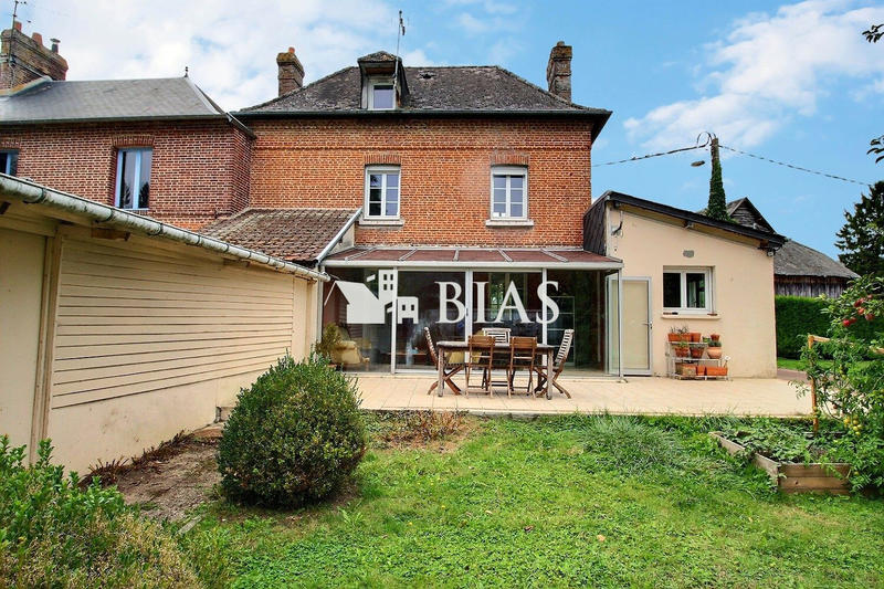 Maison - 89 m² - 5 pièces