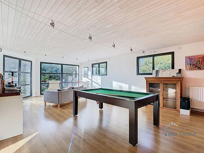 Maison - 166 m² - 6 pièces