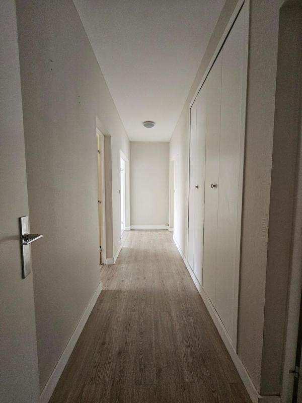 Appartement - 85 m² - 3 pièces