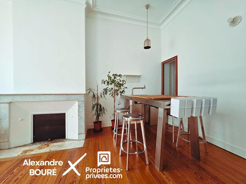 Appartement - 89 m² - 4 pièces